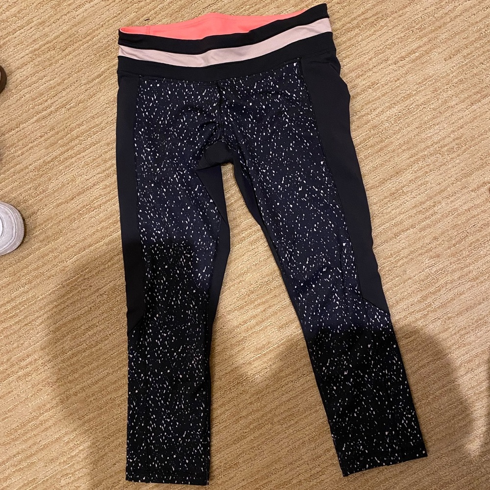 Lululemon Crops Size 8